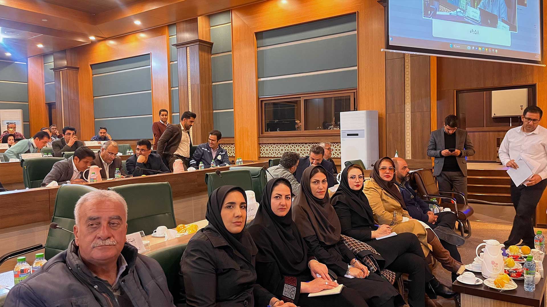 حضور دانشجویان مرکز آموزش علمی و کاربردی سلامت دهکده سبز در نشست علنی شورای شهر شیراز